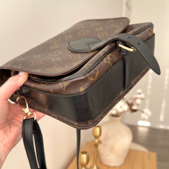 ✅AUTHENTIC✅LOUIS VUITTON CARTOUCHIERE MM - Picture 5 of 17